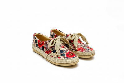 Flats con agujetas Flores románticas